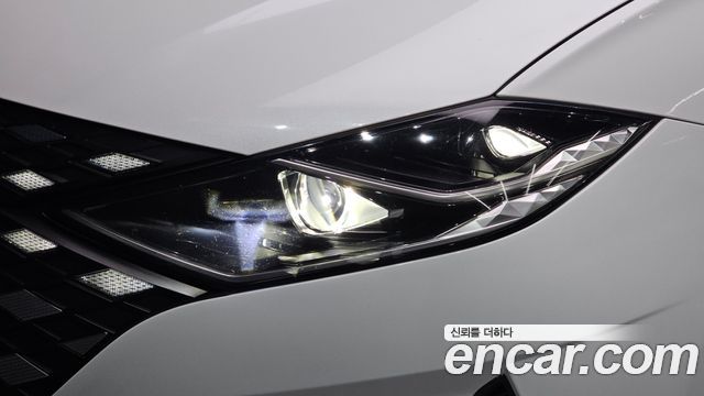 Hyundai Grandeur 2022 — photo 8