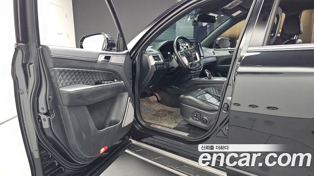 KG Mobility Rexton 2021 — photo 13