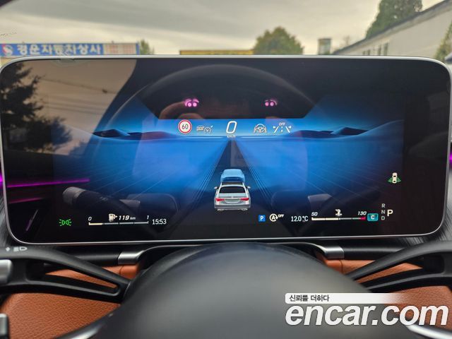 Mercedes-Benz S-Class 2022 — photo 8