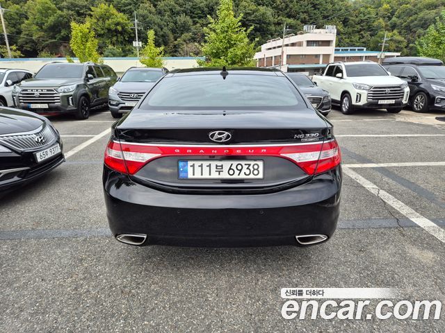 Hyundai Grandeur 2011 — photo 5