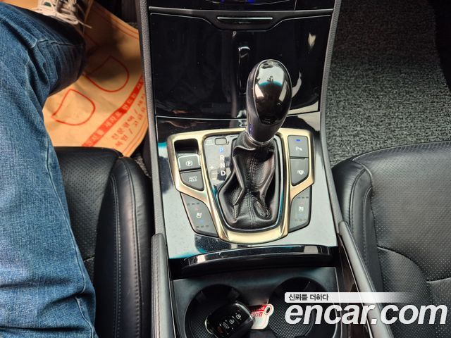 Hyundai Grandeur 2011 — photo 13