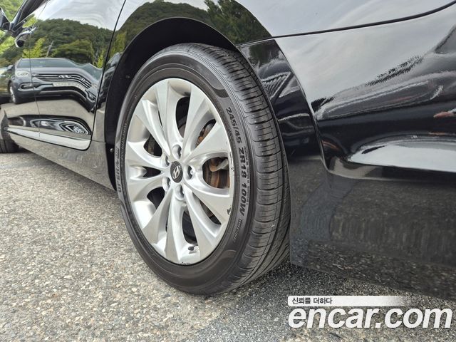 Hyundai Grandeur 2011 — photo 17