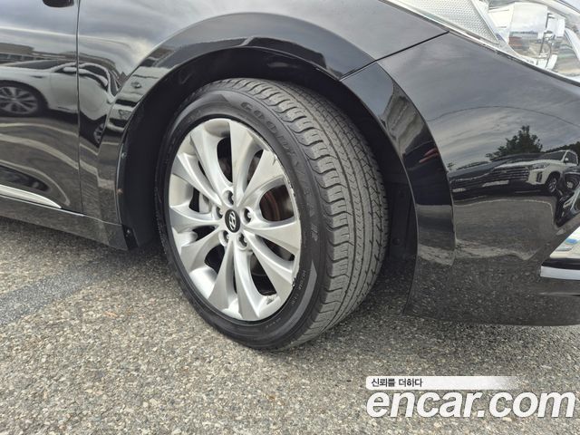 Hyundai Grandeur 2011 — photo 19