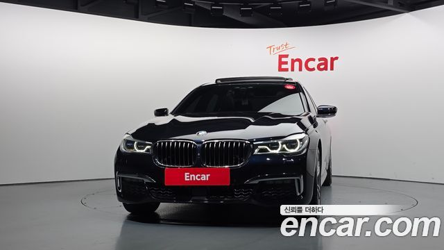 BMW 7-Series 2018 — photo 3