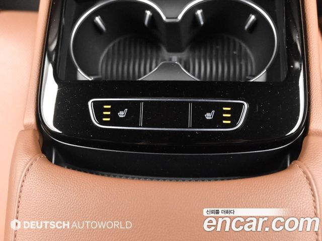 Genesis G80 2022 — photo 16