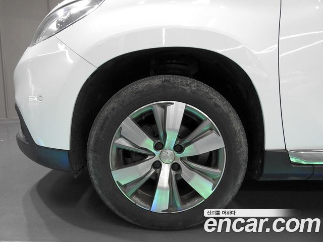 Peugeot 2008 2017 — photo 5