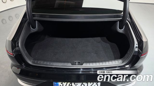 Hyundai Grandeur 2023 — photo 24