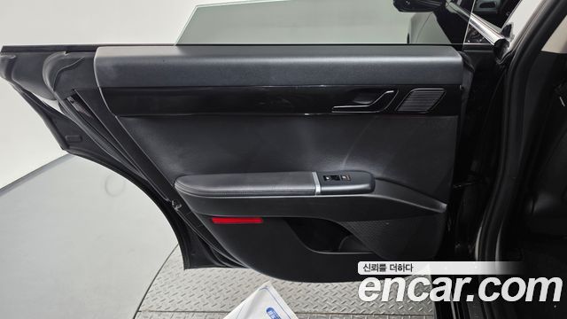 Hyundai Grandeur 2023 — photo 15