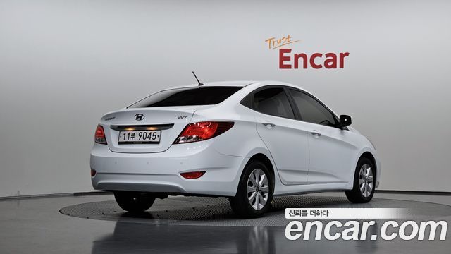Hyundai Accent 2016 — photo 2