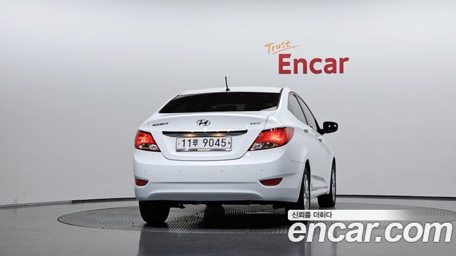 Hyundai Accent 2016 — photo 4