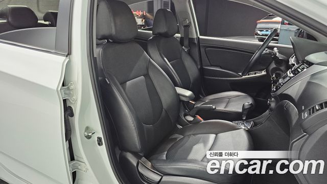 Hyundai Accent 2016 — photo 17