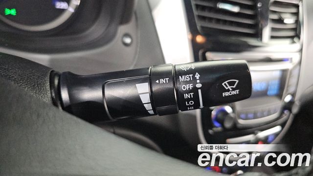 Hyundai Accent 2016 — photo 27