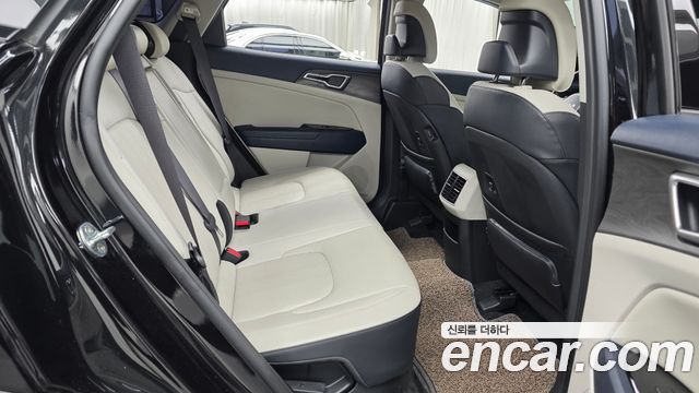 Kia Sportage 2022 — photo 17