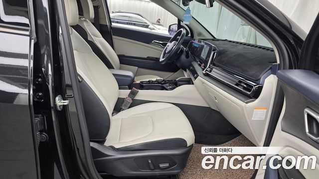 Kia Sportage 2022 — photo 16