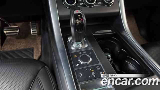 Land Rover Range Rover Sport 2016 — photo 9