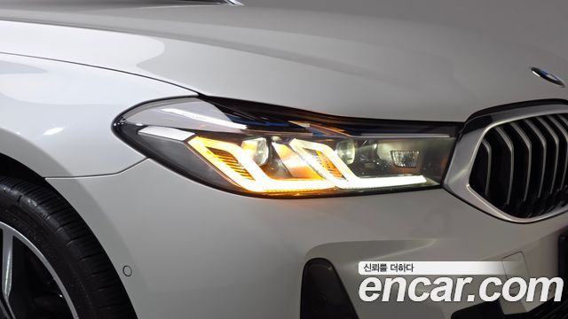 BMW Gran Turismo 2023 — photo 8