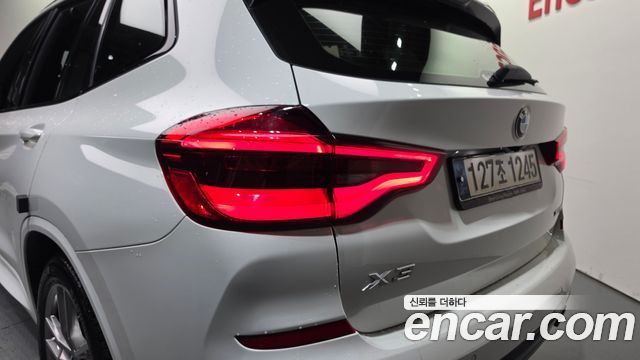 BMW X3 2021 — photo 9