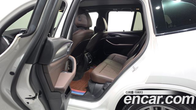 BMW X3 2021 — photo 16
