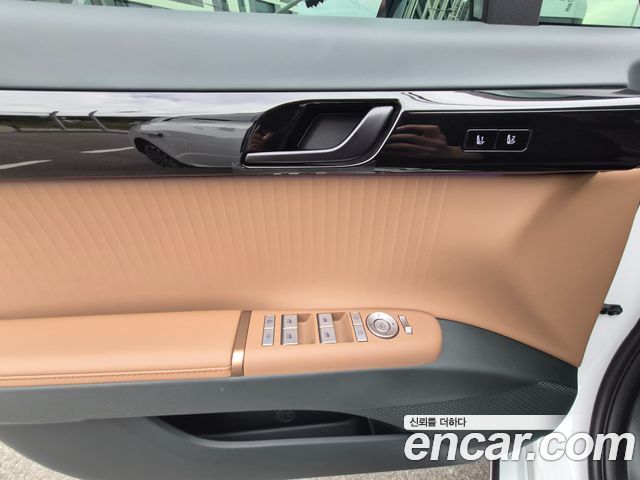 Hyundai Grandeur 2025 — photo 16