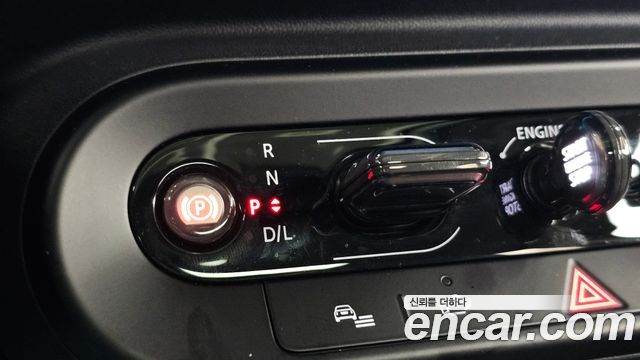 Mini Cooper 2025 — photo 9