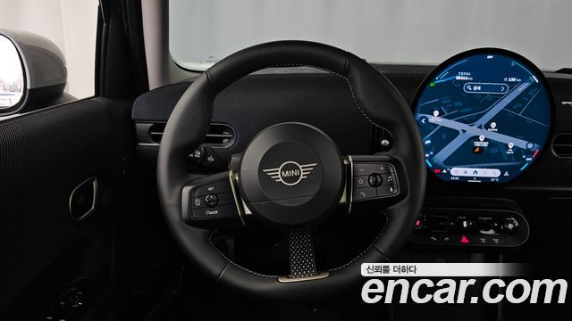 Mini Cooper 2025 — photo 13