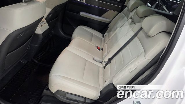 Hyundai Santafe 2024 — photo 18