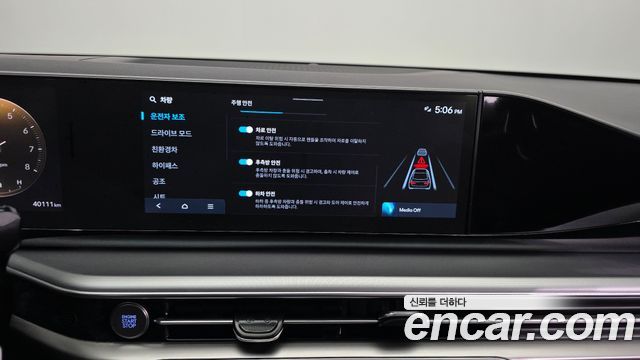 Hyundai Grandeur 2025 — photo 22