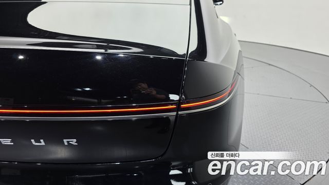 Hyundai Grandeur 2025 — photo 9