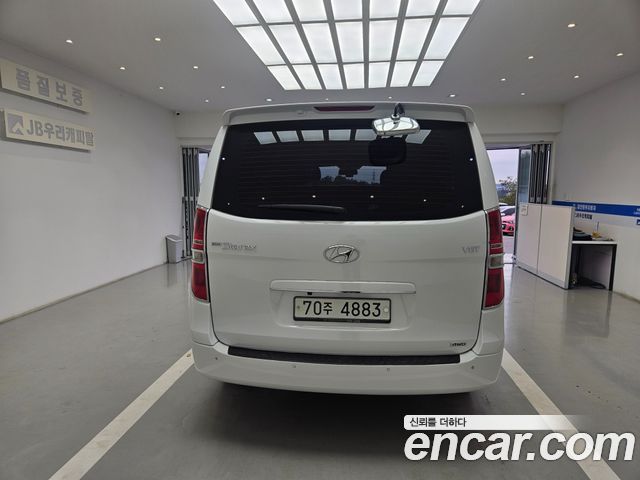 Hyundai Starex 2014 — photo 4