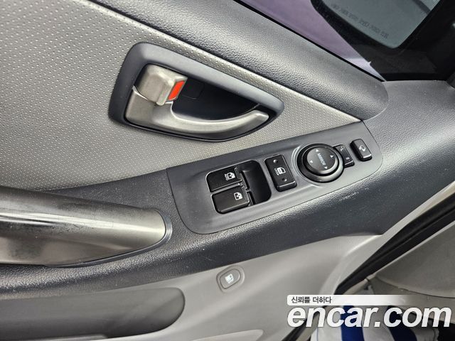 Hyundai Starex 2014 — photo 7