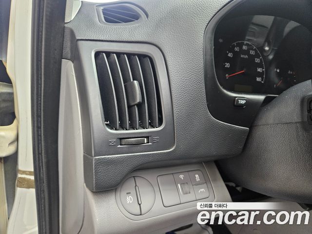 Hyundai Starex 2014 — photo 8