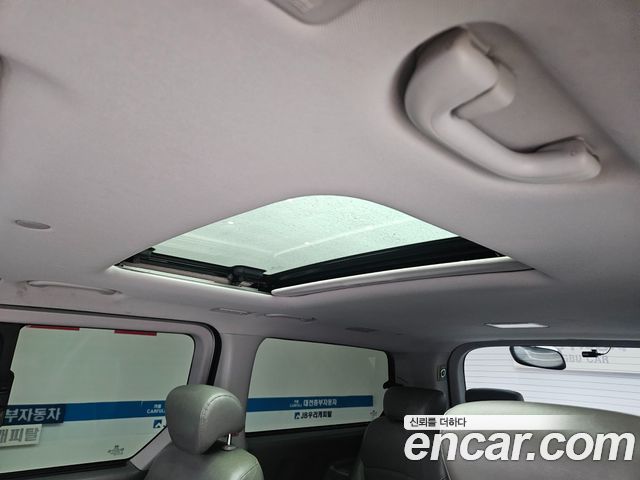 Hyundai Starex 2014 — photo 15
