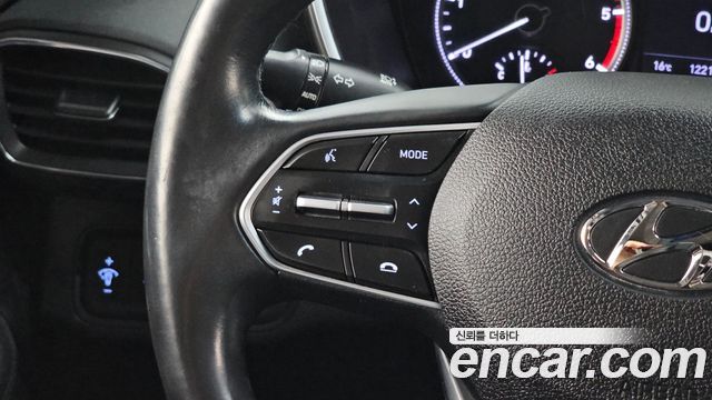 Hyundai Santafe 2020 — photo 21