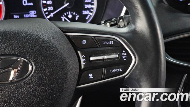 Hyundai Santafe 2020 — photo 22