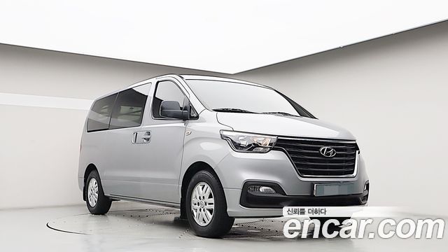Hyundai Starex 2021 — photo 3