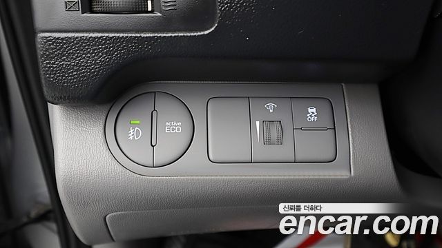 Hyundai Starex 2021 — photo 8