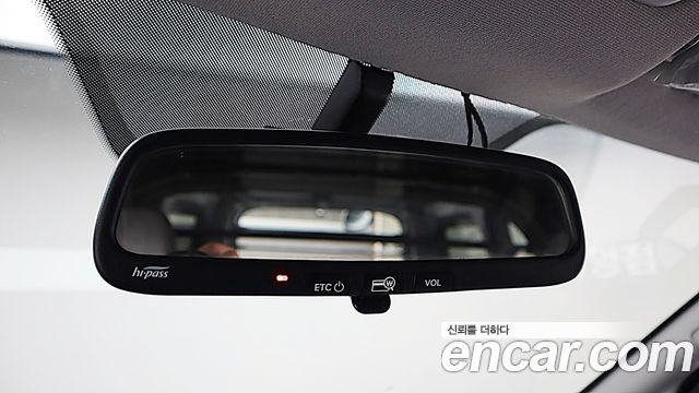Hyundai Starex 2021 — photo 11