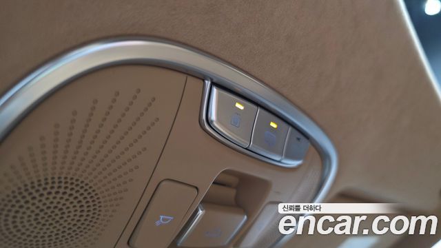 Kia K9 2023 — photo 28