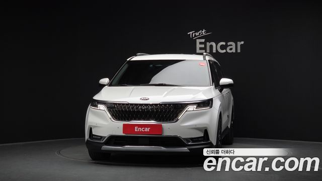 Kia Canival 2021 — photo 3