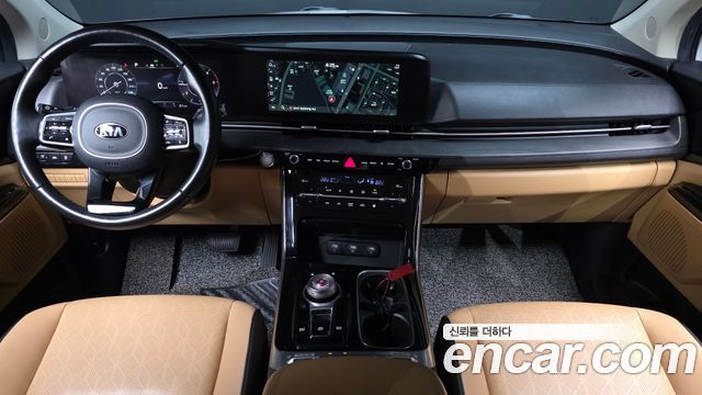 Kia Canival 2021 — photo 10