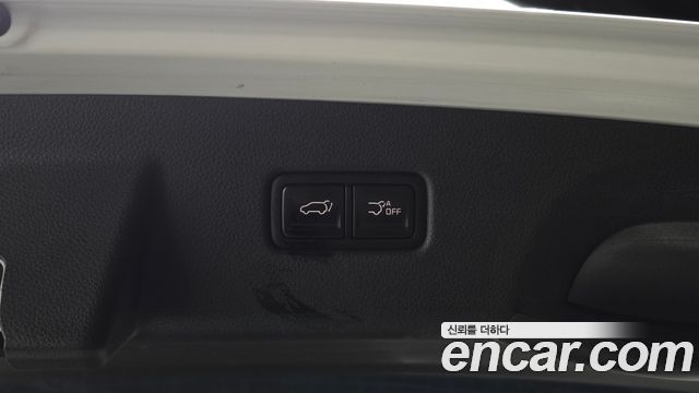 Kia Canival 2021 — photo 26