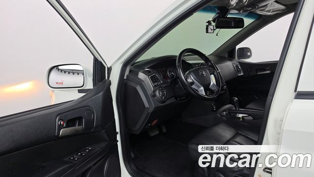 KG Mobility KORANDO 2016 — photo 13