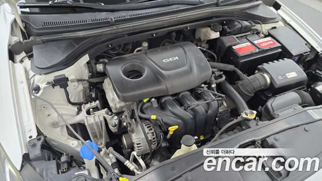 Hyundai AVANTE 2017 — photo 6