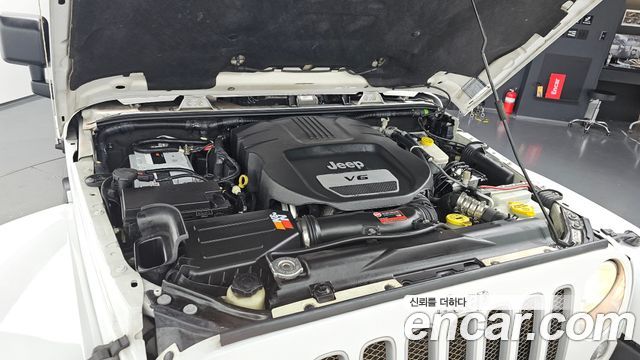 Jeep Wrangler 2017 — photo 6