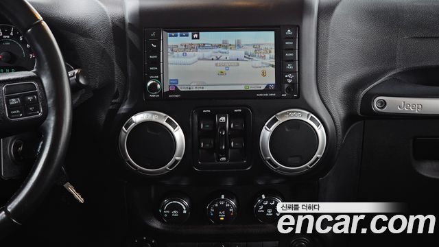 Jeep Wrangler 2017 — photo 14