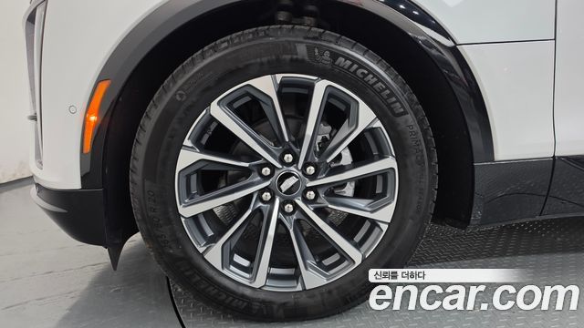 Cadillac Lyriq 2024 — photo 5