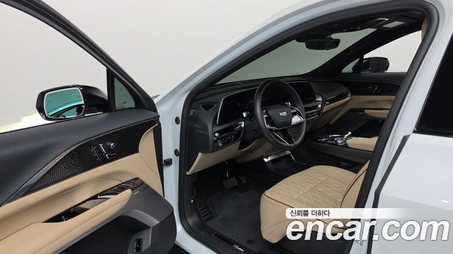 Cadillac Lyriq 2024 — photo 13