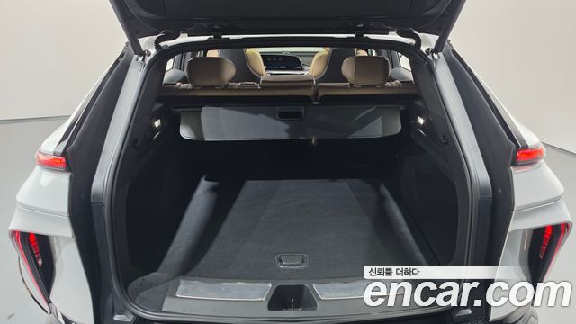 Cadillac Lyriq 2024 — photo 23