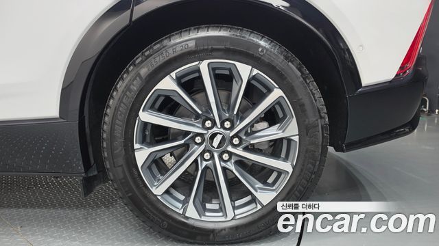 Cadillac Lyriq 2024 — photo 7