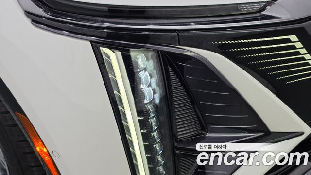 Cadillac Lyriq 2024 — photo 8
